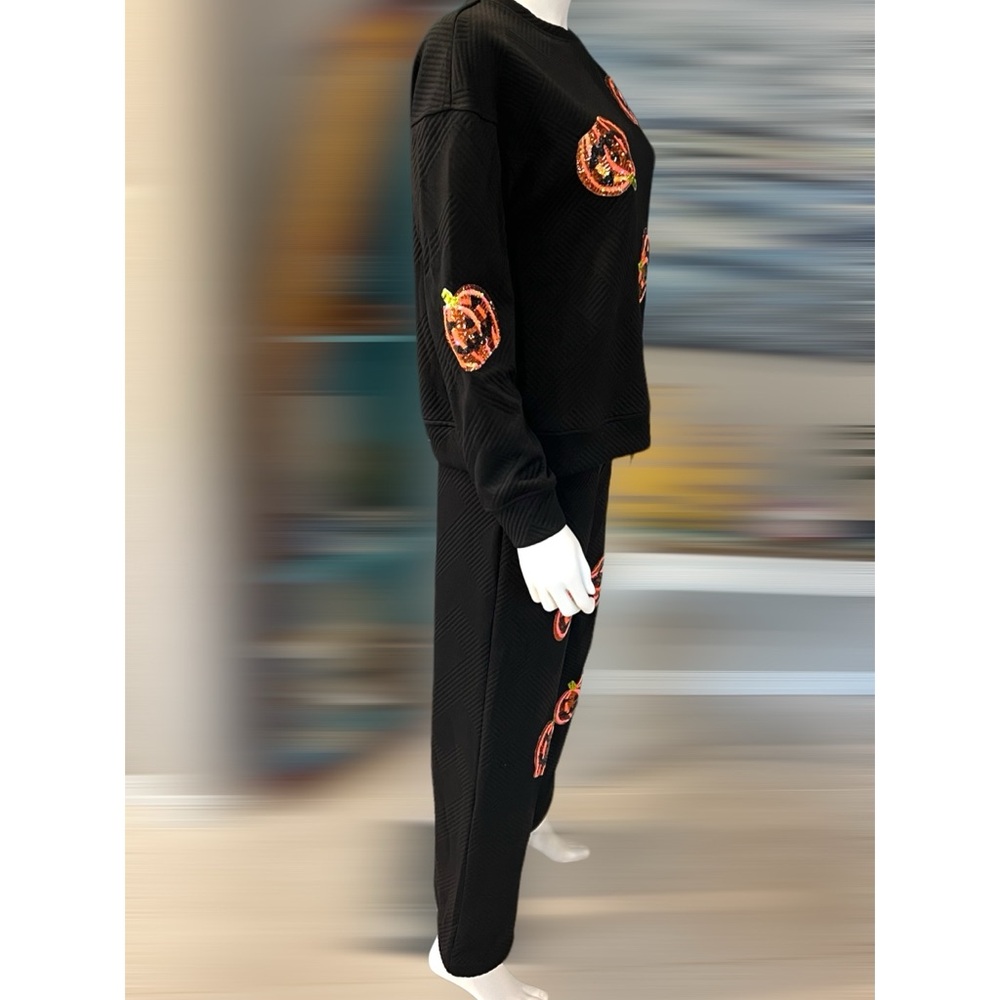 Two piece pumpkin crop pant set S M L - Picture 5 of 7